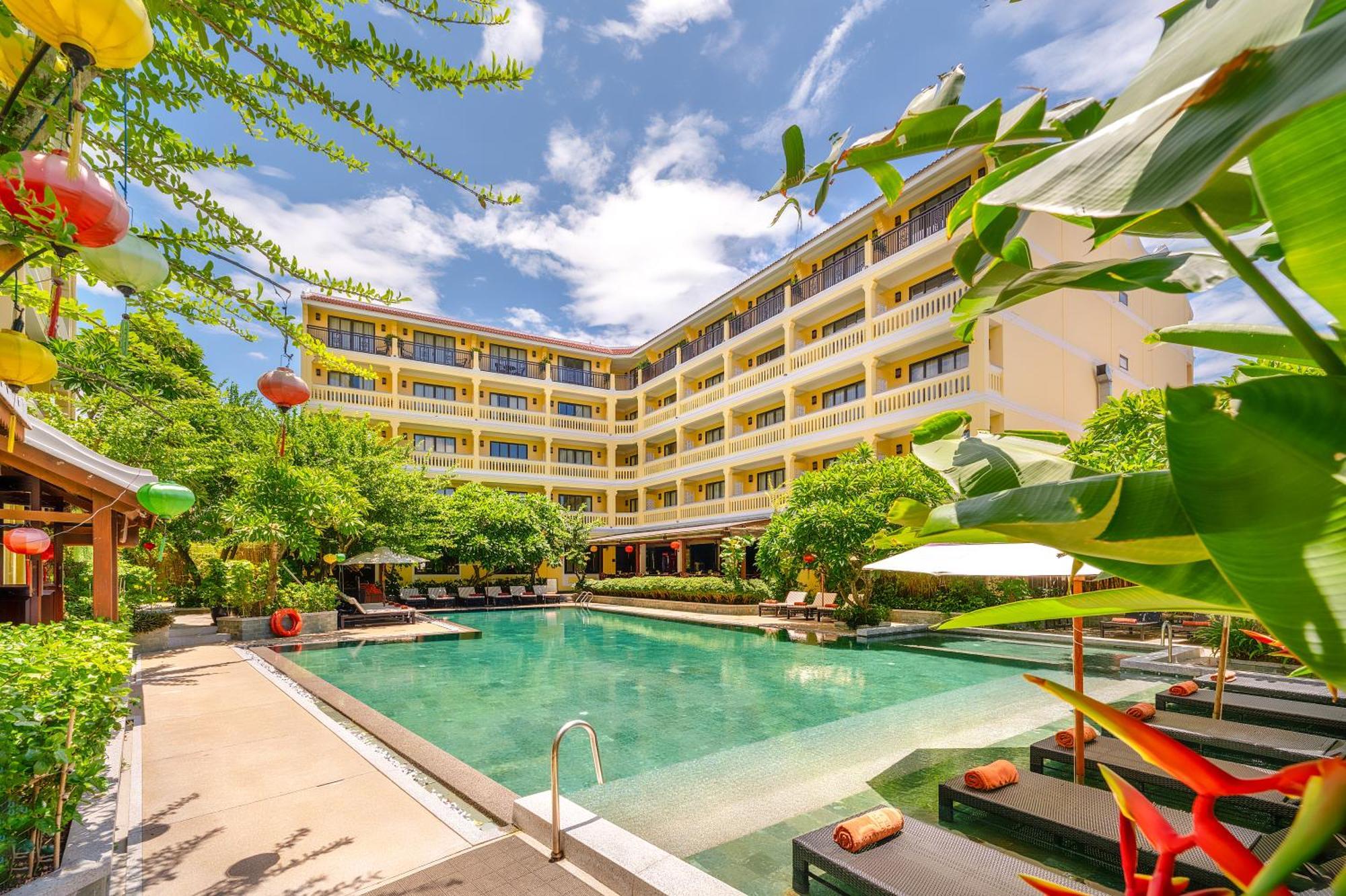 Boutique & Hotel
